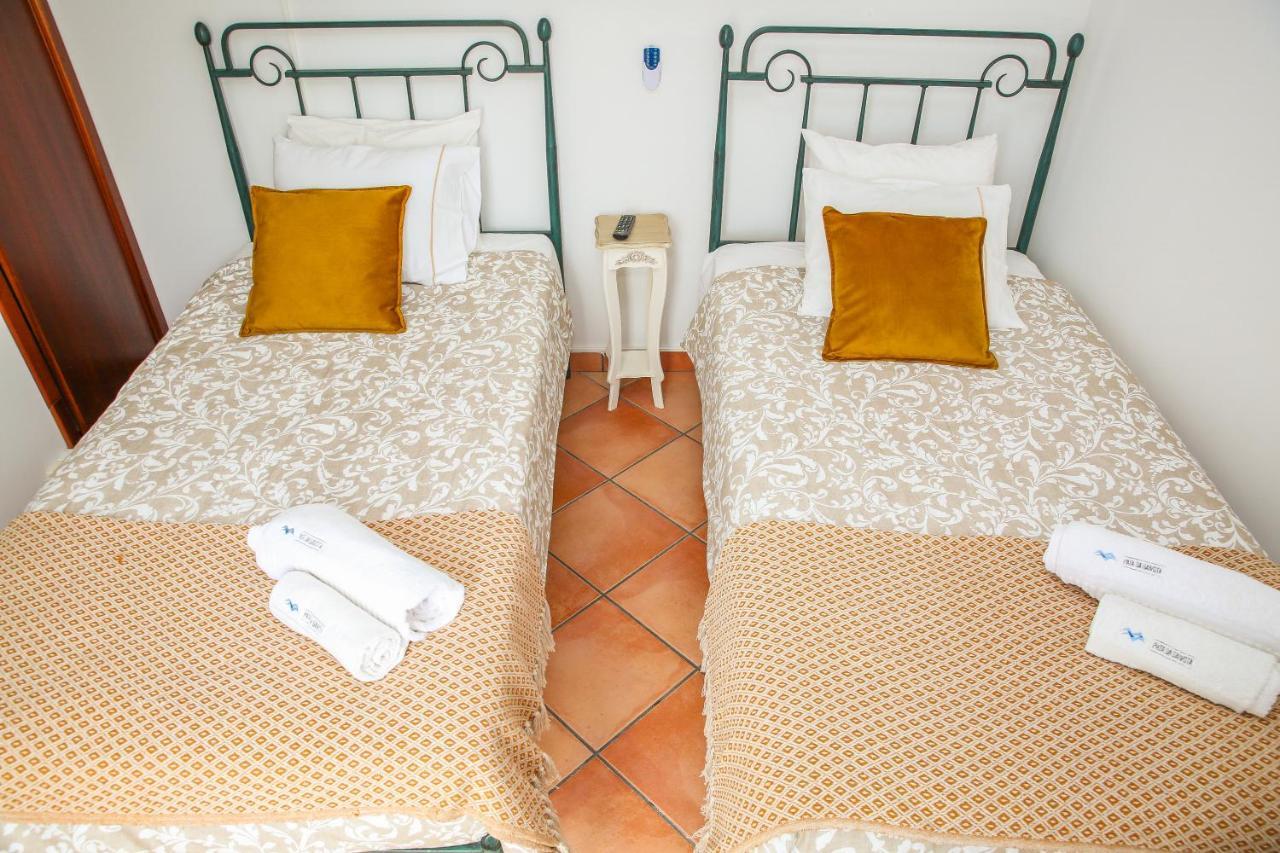 Pata Da Gaivota Boutique House Hotel Lourinha  Bagian luar foto