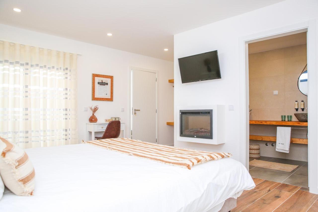 Pata Da Gaivota Boutique House Hotel Lourinha  Bagian luar foto