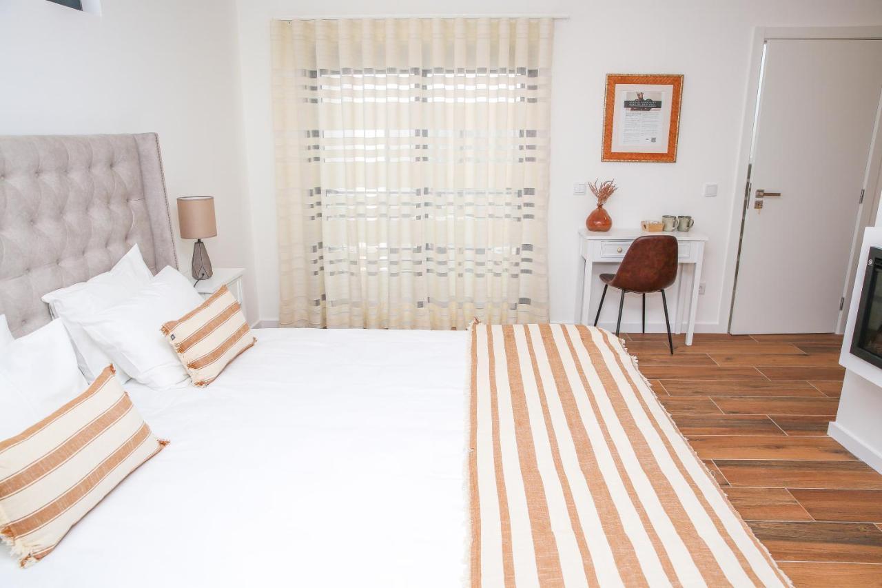 Pata Da Gaivota Boutique House Hotel Lourinha  Bagian luar foto